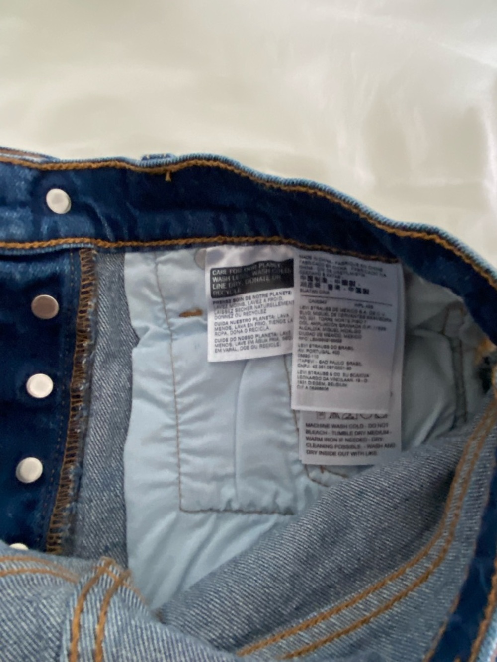 Levis Denim Shorts - Picture 12 of 14